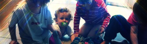 Tache ménagère en famille